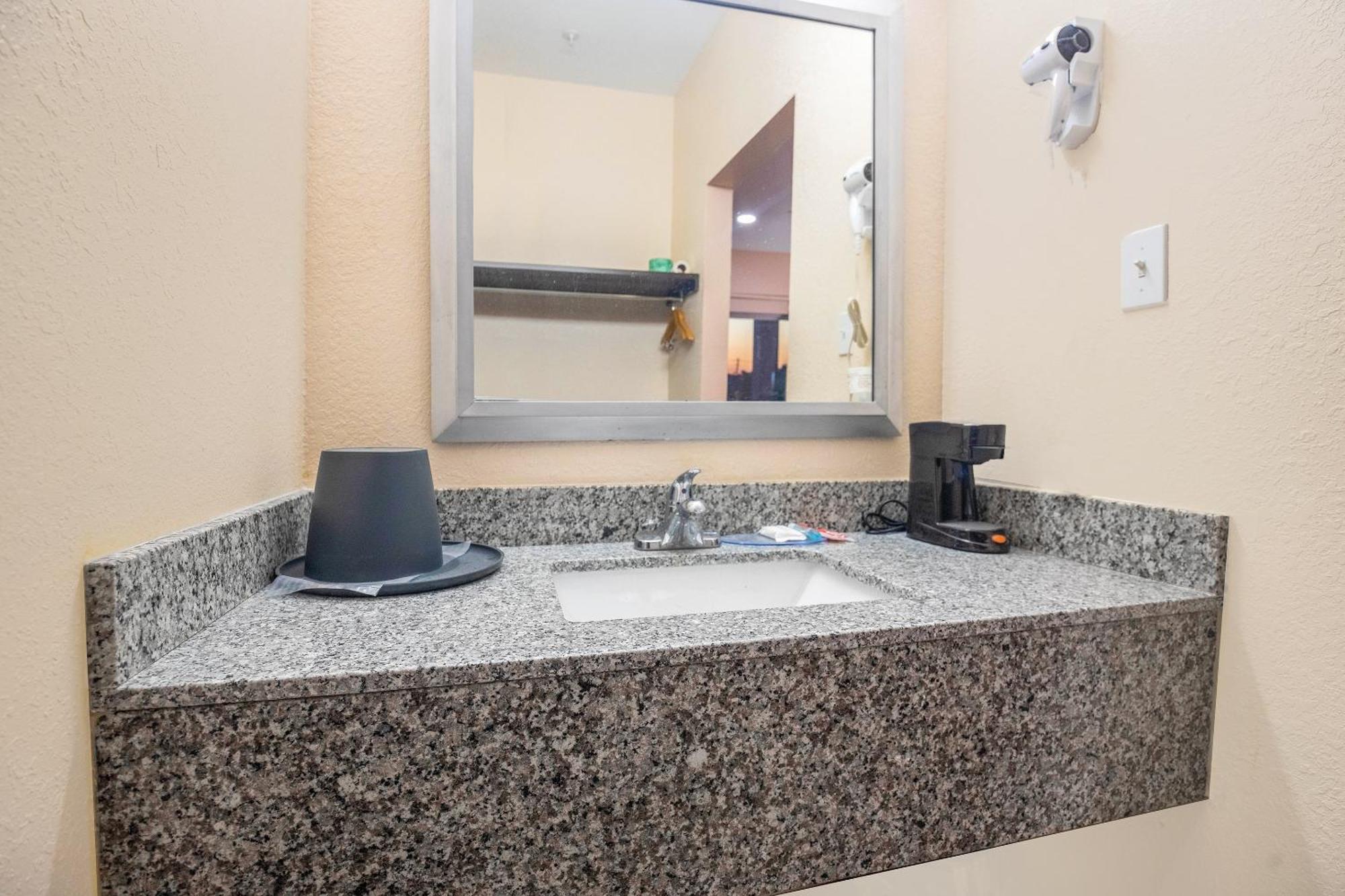 Oyo Hotel Adairsville Calhoun South I-75 Buitenkant foto
